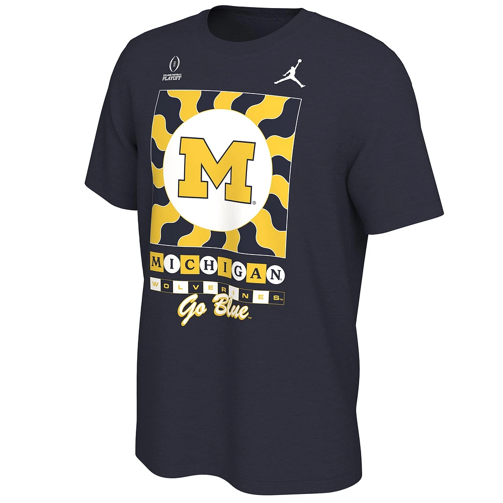 T-shirt pour homme Jordan Brand, bleu marine Michigan Wolverines College Football Playoff 2022 Fiesta Bowl Media Night