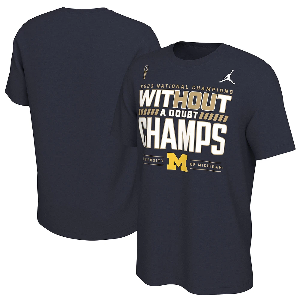 T-shirt Jordan Brand pour hommes, marine, Michigan Wolverines College Football Playoff 2023, Champions nationaux, vestiaire