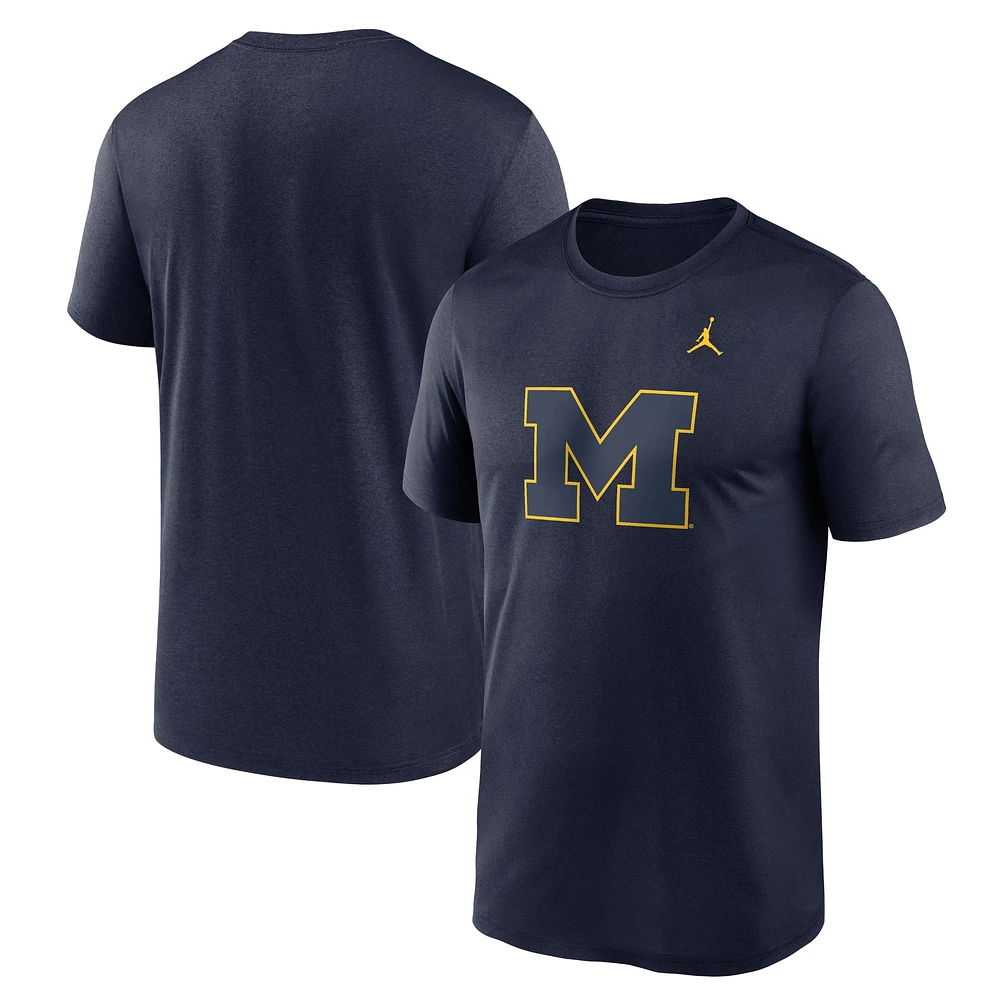 T-shirt Jordan Brand bleu marine pour homme, avec logo Legend Performance des Michigan Wolverines