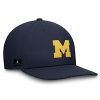 Casquette ajustable Jordan Brand bleu marine Michigan Wolverines Dry-FIT Pro pour homme