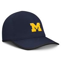 Casquette ajustable Jordan Brand bleu marine pour homme, Michigan Wolverines Featherlight Club
