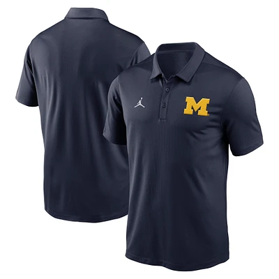 Polo Jordan Brand bleu marine Michigan Wolverines Franchise Performance pour homme