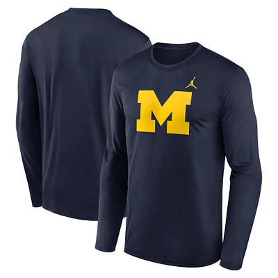 T-shirt à manches longues Jordan Brand bleu marine Michigan Wolverines Primetime Primary Legend pour homme