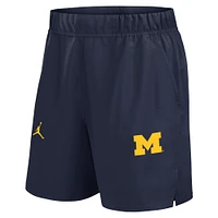 Short de performance Primetime Victory bleu marine pour homme la marque Jordan Michigan Wolverines