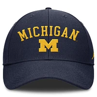 Casquette ajustable Jordan Brand bleu marine Michigan Wolverines Rise pour homme