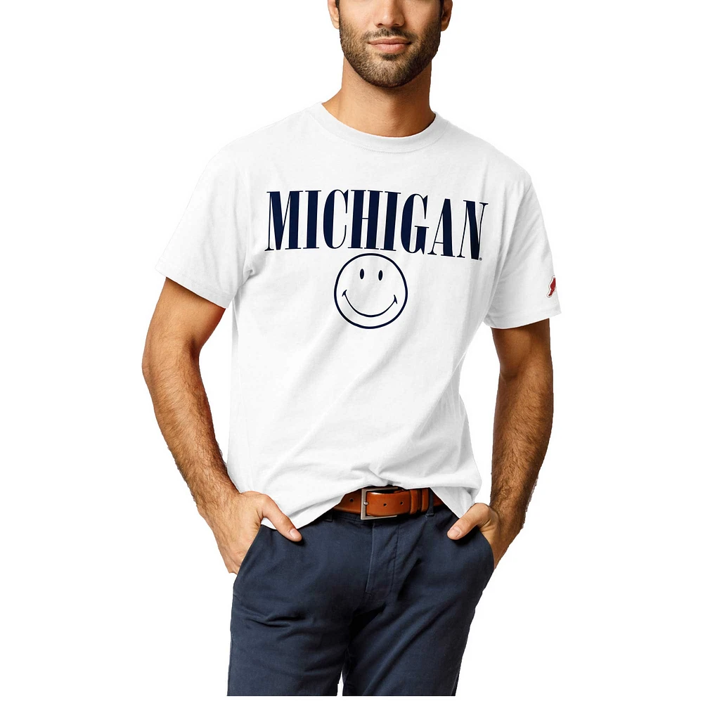 T-shirt blanc Michigan Wolverines Smiley All American de la Ligue collégiale pour hommes