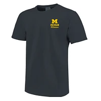 T-shirt à superposition de mascotte couleurs confortables des Michigan Wolverines pour hommes