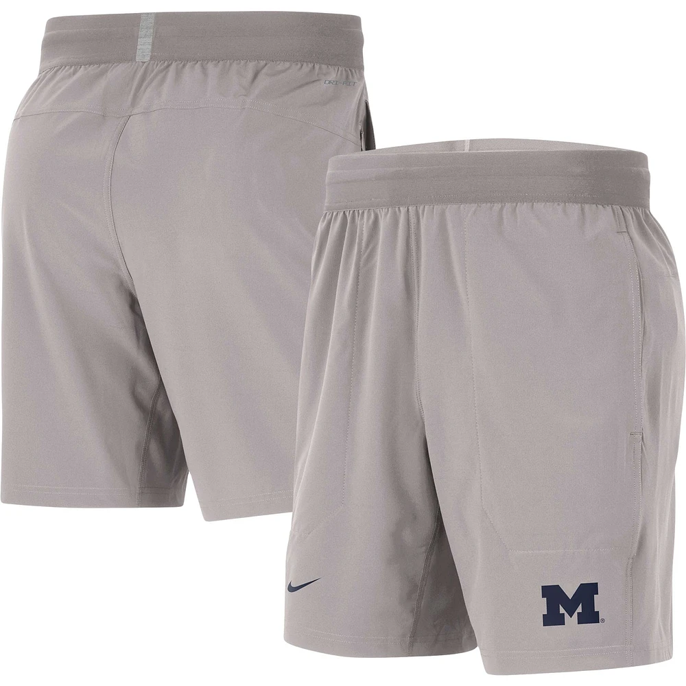 Short Nike Michigan Wolverines Player Performance pour homme, gris