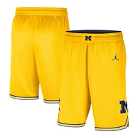 Short de basket-ball Nike Maize Michigan Wolverines Limited Performance pour homme