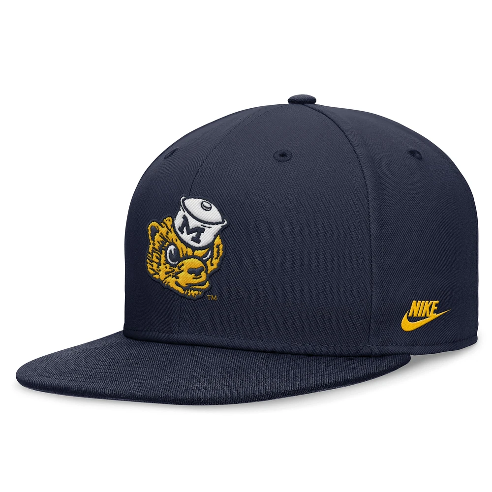 Men's Nike Navy Michigan Wolverines Legacy True Fitted Hat