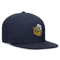 Men's Nike Navy Michigan Wolverines Legacy True Fitted Hat