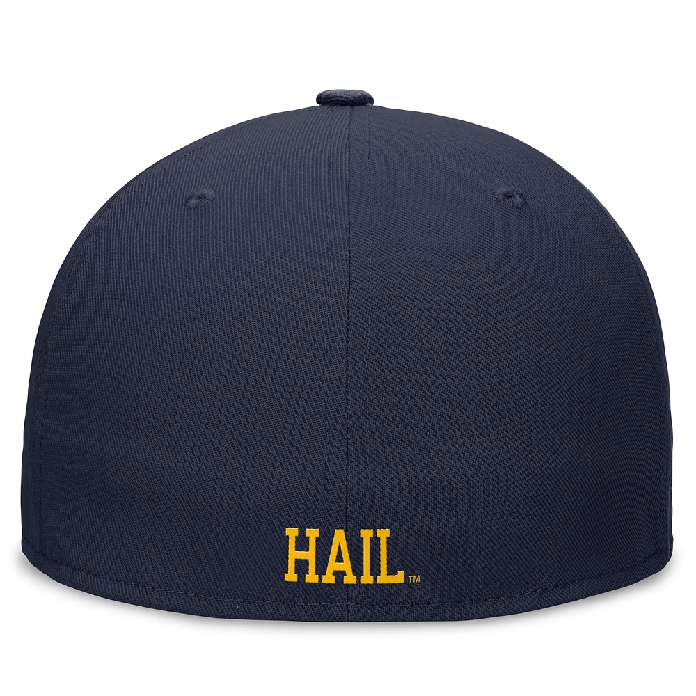 Casquette ajustée Nike Michigan Wolverines Legacy True pour homme bleu marine