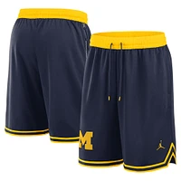 Short de basket-ball Nike bleu marine Michigan Wolverines Performance pour homme