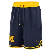 Short de basket-ball Nike bleu marine Michigan Wolverines Performance pour homme