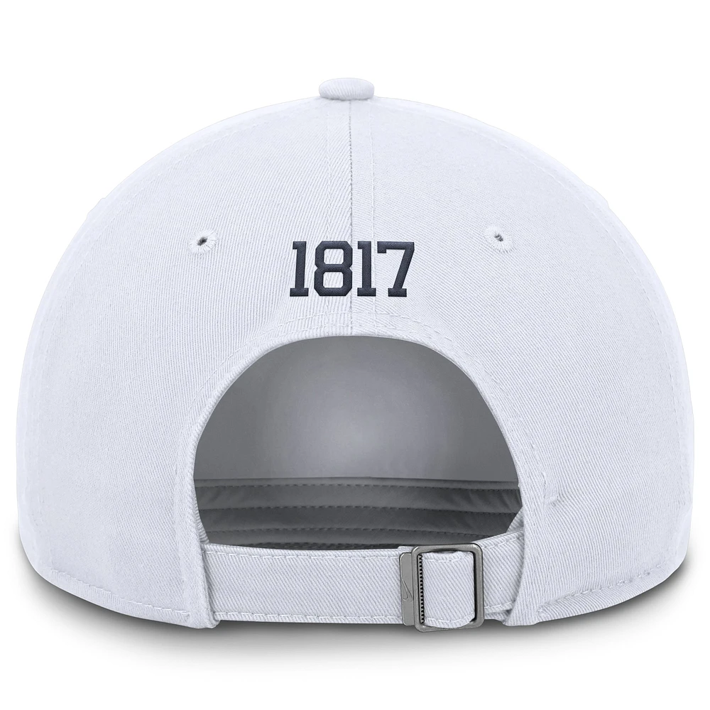 Casquette ajustable Nike blanche Michigan Wolverines Club Swoosh Performance pour homme