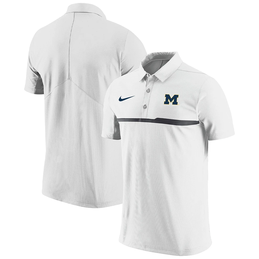 Polo de performance Nike pour hommes, Michigan Wolverines Coaches, blanc