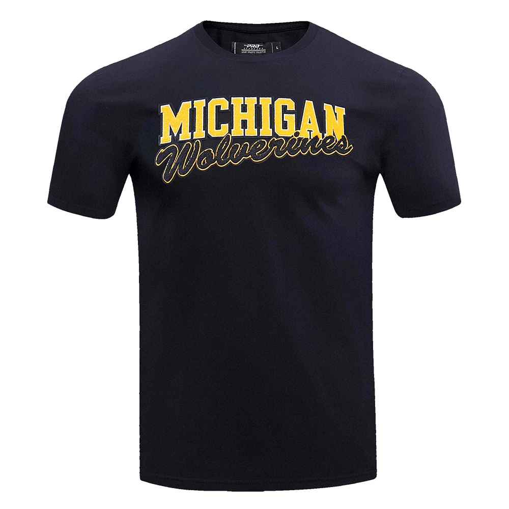 T-shirt classique Pro Standard Navy Michigan Wolverines pour hommes