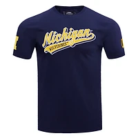 T-shirt Pro Standard bleu marine Michigan Wolverines Script Tail pour hommes