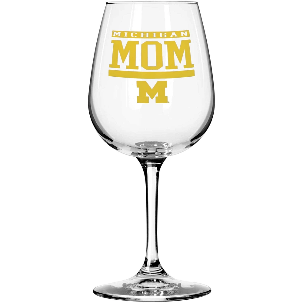 Carcajou du Michigan 11 oz. Verre à vin à pied Team Mom