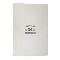 Couverture molletonnée Michigan Wolverines 54'' x 84''