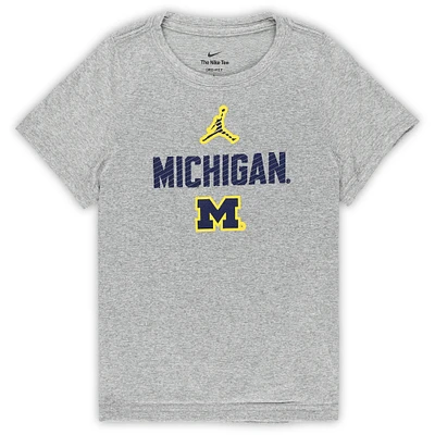 T-shirt gris Jordan Brand avec slogan Legend Michigan Wolverines pour enfant d'âge préscolaire