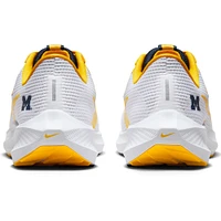 Unisex Nike  White Michigan Wolverines Zoom Pegasus 40 Running Shoe