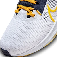 Chaussure de course unisexe Nike Michigan Wolverines Zoom Pegasus 40 blanc