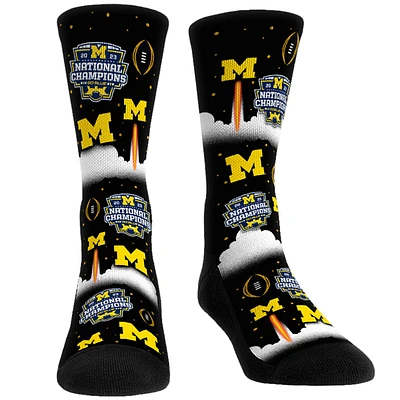 Chaussettes unisexes Rock Em Navy Michigan Wolverines College Football Playoff 2023 Champions nationaux Liftoff All-Over Crew