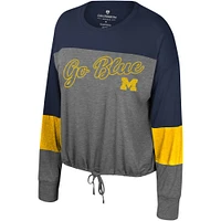 T-shirt à manches longues pour femmes Colosseum Grey Michigan Wolverines Twinkle Lights noué sur le devant
