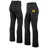 Women's Fanatics Black Michigan Wolverines Training Camp Maxed Out Flare Leggings