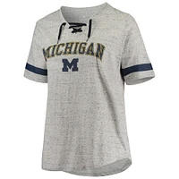 T-shirt à col en V lacets Michigan Wolverines taille plus gris chiné/bleu marine pour femme