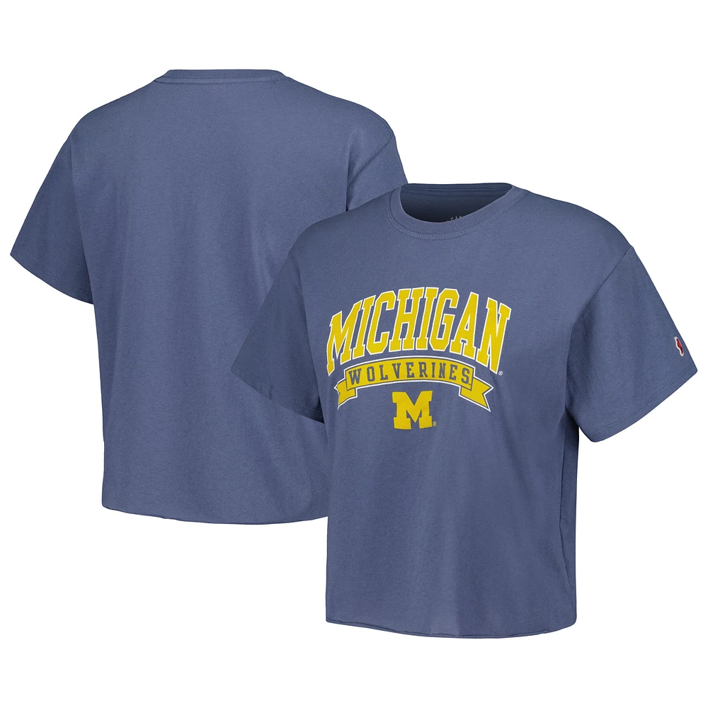 T-shirt court pour femme League Collegiate Wear Navy Michigan Wolverines Banner Clothesline