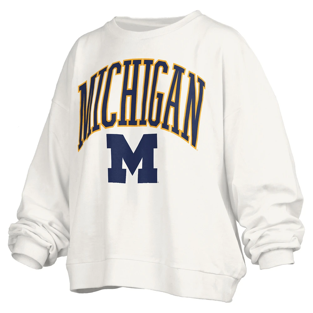 Sweat-shirt surdimensionné blanc pour femme avec logo Janise Arch Over et Pressbox Michigan Wolverines, longueur à la taille