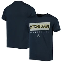 T-shirt d'entraînement de basket-ball Jordan Brand bleu marine Michigan Wolverines Legend pour jeunes