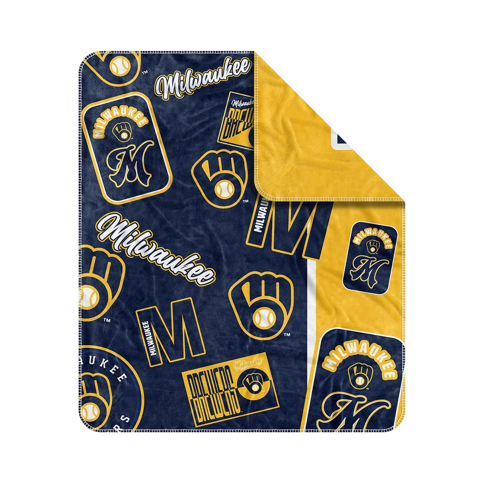  Milwaukee Brewers 50" x 60" Dream Weave Throw Blanket