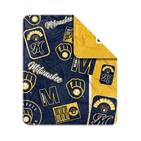  Milwaukee Brewers 50" x 60" Dream Weave Throw Blanket