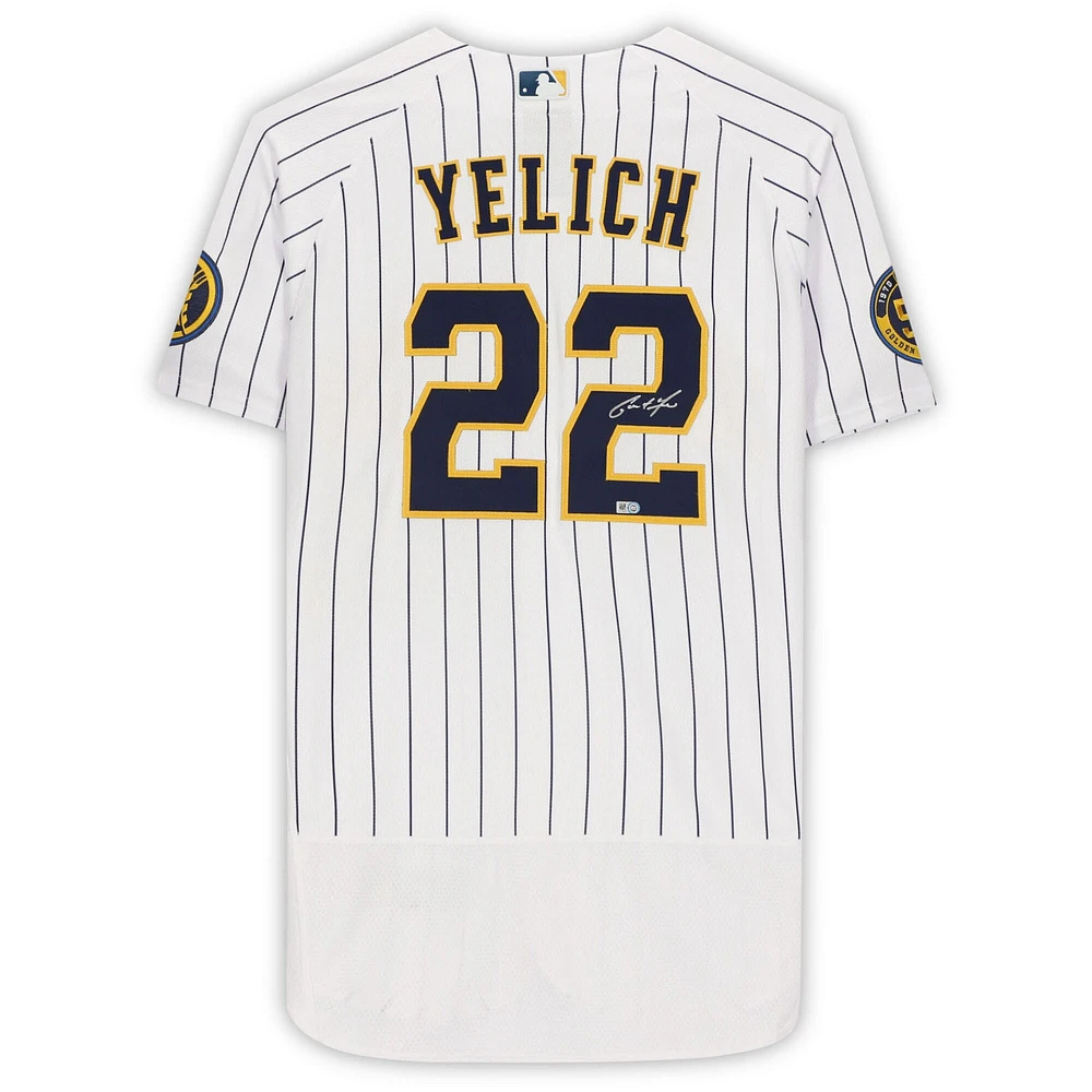 Maillot Nike blanc authentique autographié par Christian Yelich des Milwaukee Brewers