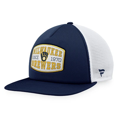 Casquette Snapback de camionneur avec patch avant en mousse des Milwaukee Brewers Fanatics pour hommes, bleu marine