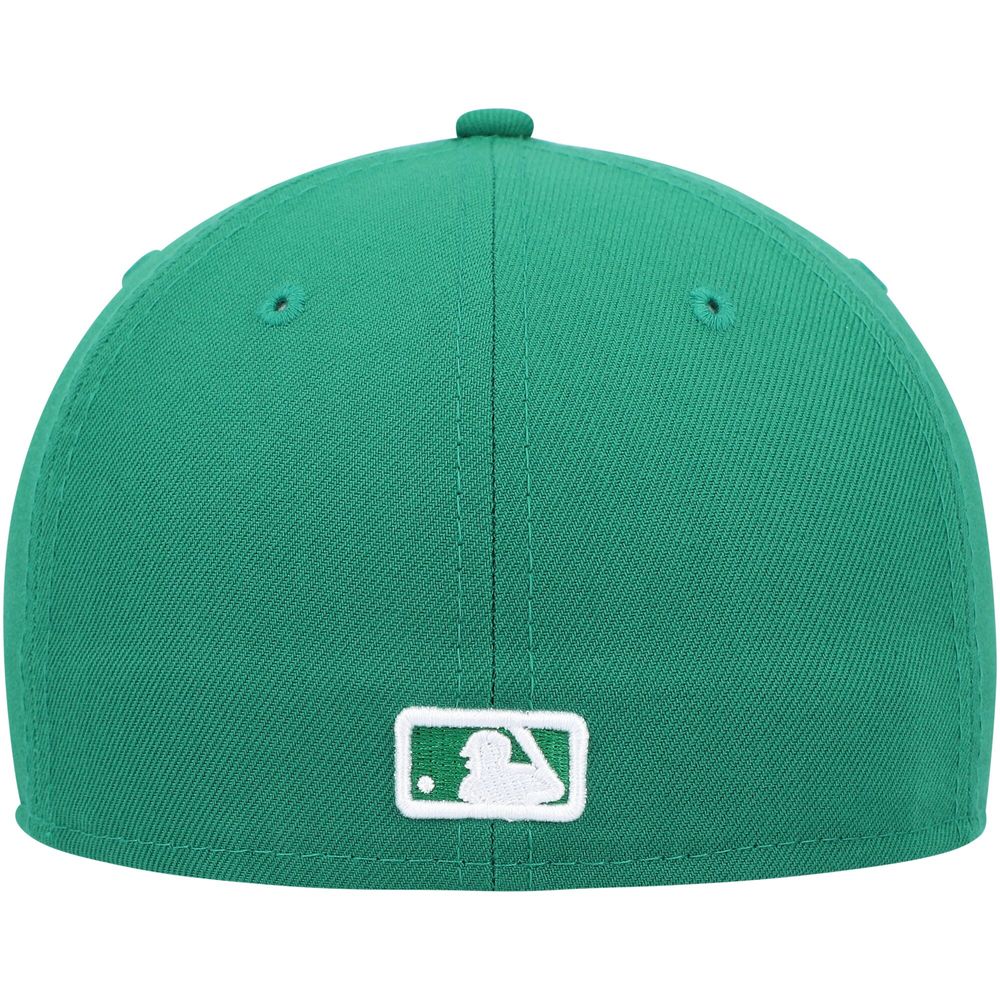 Men's New Era Kelly Green Milwaukee Brewers White Logo 59FIFTY Fitted Hat