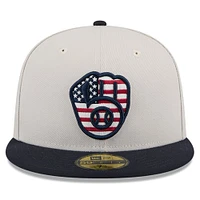 Men's New Era  Khaki/Black Milwaukee Brewers 2024 Fourth of July 59FIFTY Fitted Hat