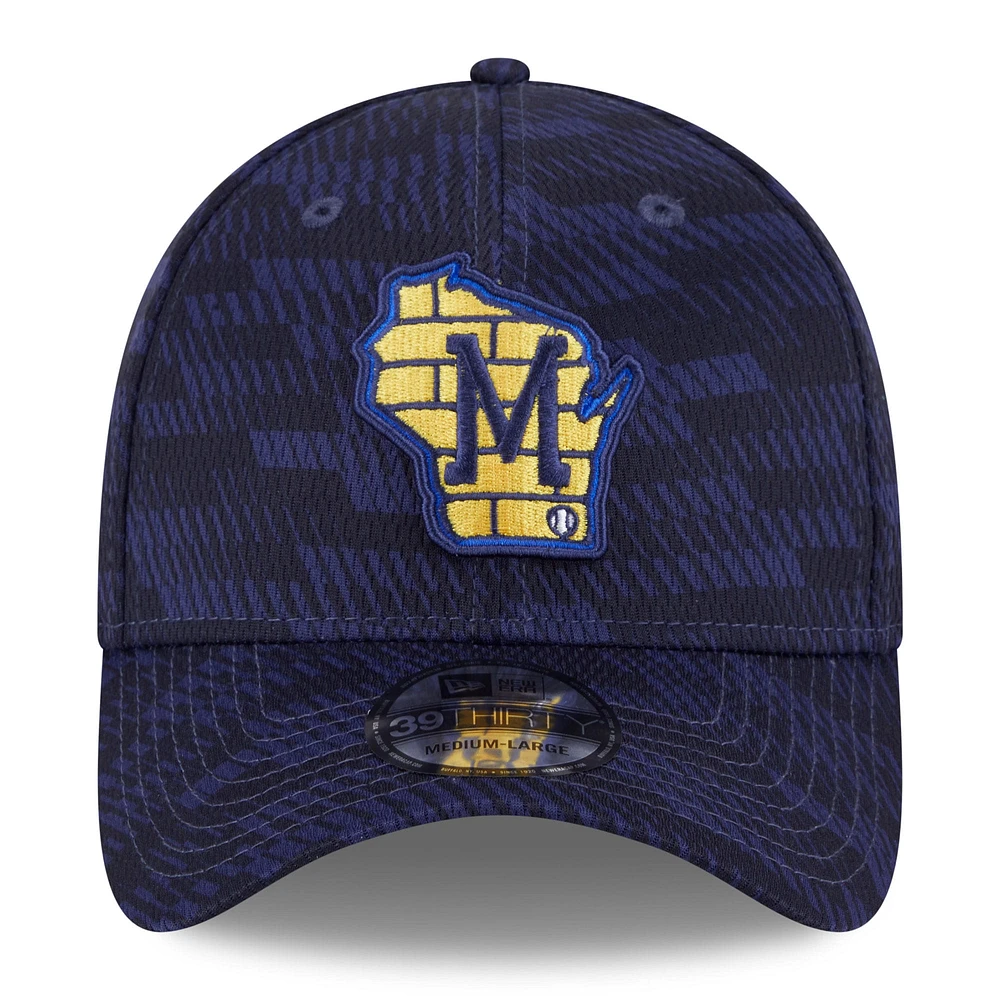 Men's New Era Navy Milwaukee Brewers 2025 MLB Clubhouse 39THIRTY Flex Hat