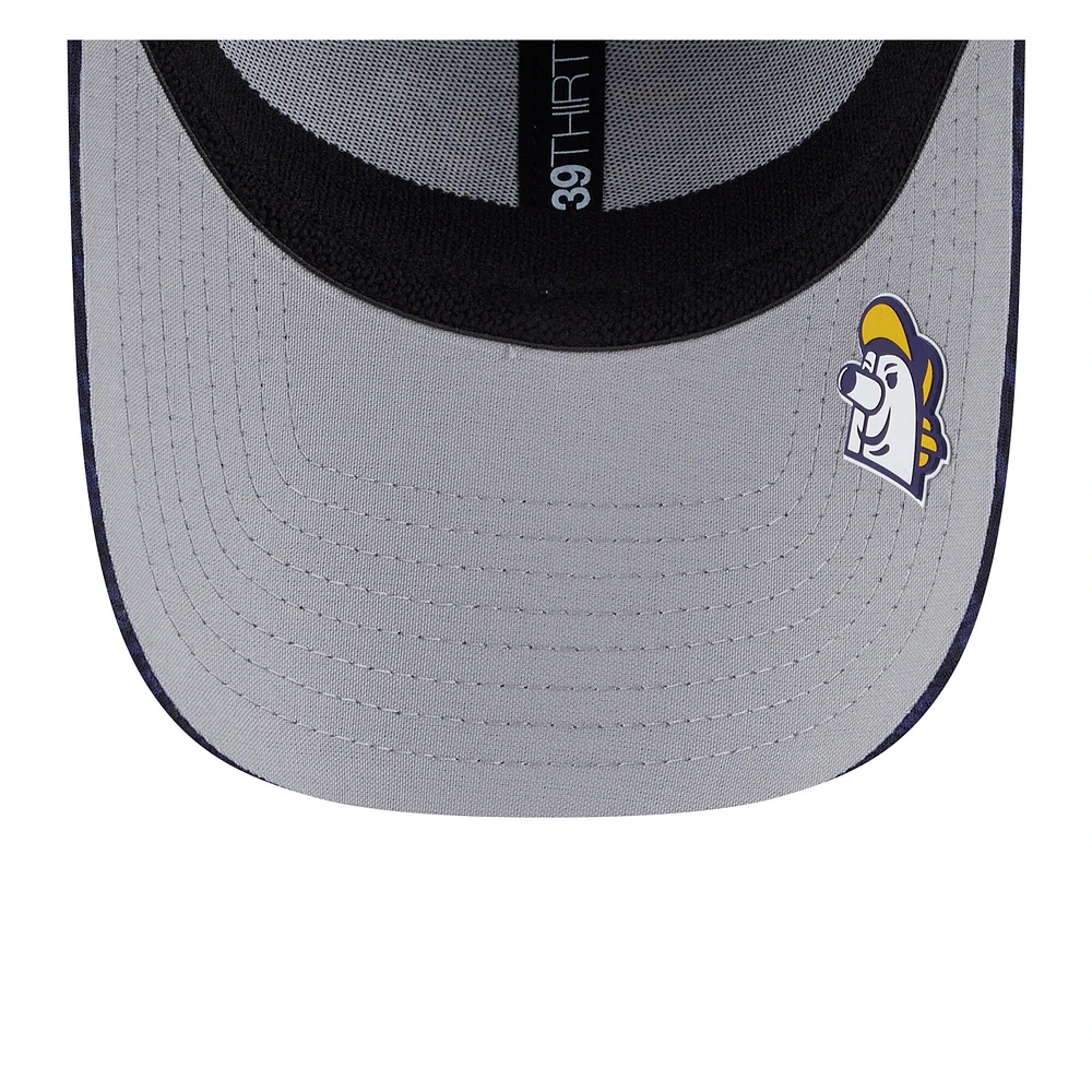 Men's New Era Navy Milwaukee Brewers 2025 MLB Clubhouse 39THIRTY Flex Hat