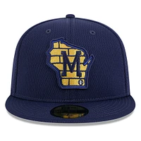 Men's New Era Navy Milwaukee Brewers 2025 MLB Clubhouse 59FIFTY Fitted Hat
