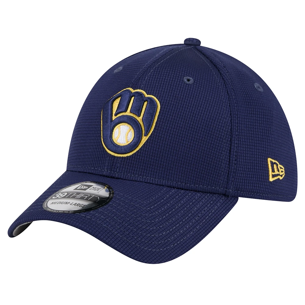 Men's New Era Navy Milwaukee Brewers Active Pivot 39THIRTY Flex Hat