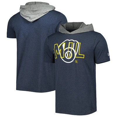 T-shirt à capuche pour homme New Era bleu marine Milwaukee Brewers Team