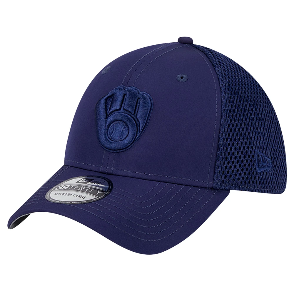 Casquette flexible 39THIRTY Team Tone des Milwaukee Brewers New Era pour hommes, bleu marine