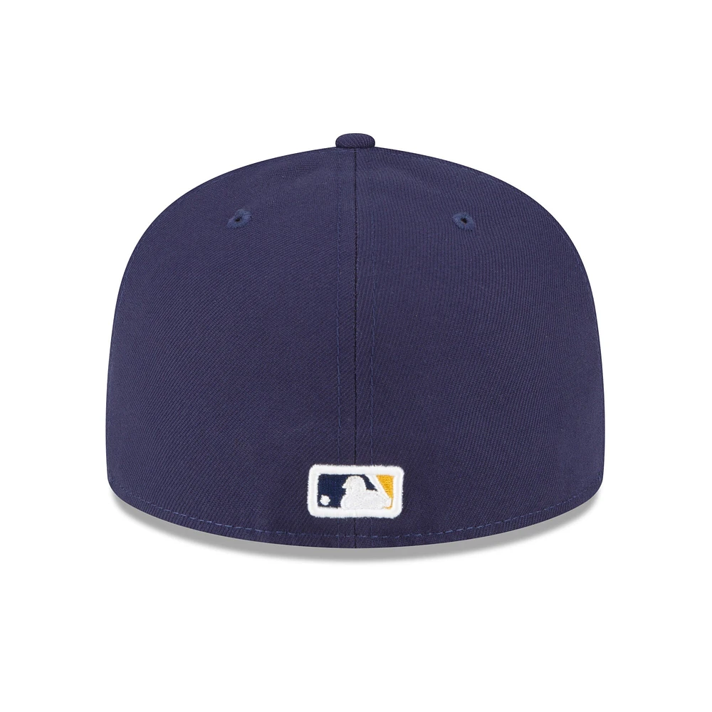 Casquette ajustée 59FIFTY de la collection authentique Milwaukee Brewers New Era pour hommes, bleu marine