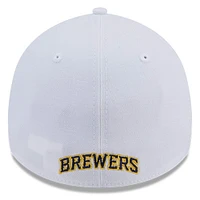 Men's New Era White Milwaukee Brewers 39THIRTY Flex Hat