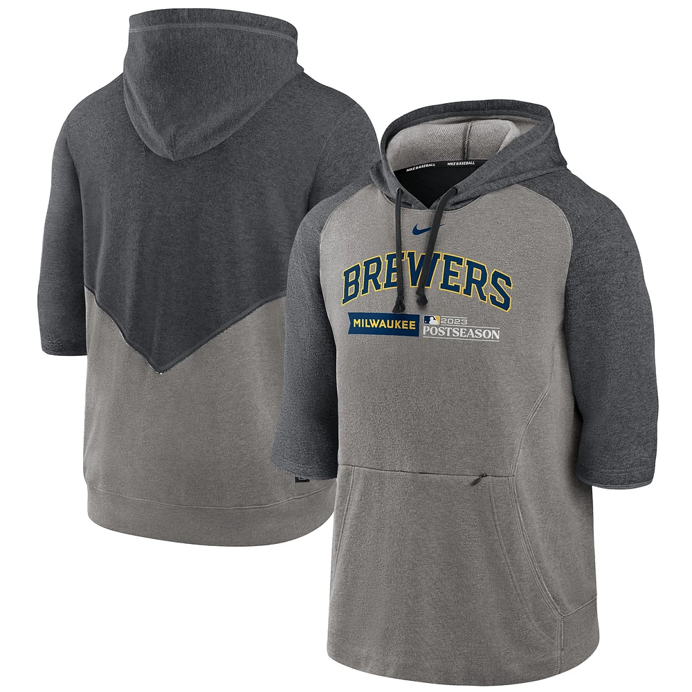 Sweat à capuche manches 3/4 Nike Heather Grey/Heather Charcoal pour hommes des Milwaukee Brewers 2023 Postseason Authentic Collection Flux Performance