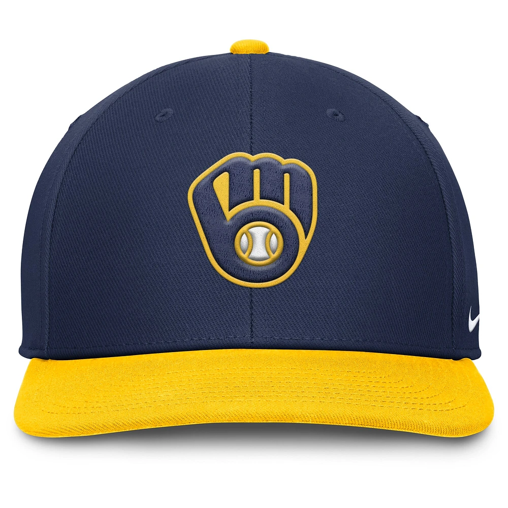 Men's Nike Navy/Gold Milwaukee Brewers Pro Performance Snapback Hat